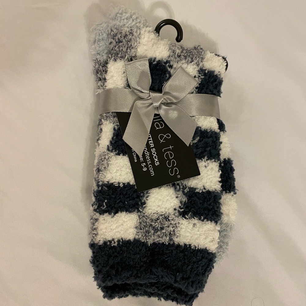 NWT Mia & Tess Butter Socks cozy socks size 5-9